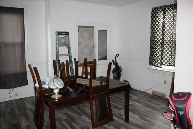 812 5 Th St, House other with 2 bedrooms, 1 bathrooms and 2 parking in Rochester PA | Image 4