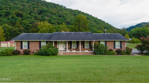 121 Hope Dr, Gate City, VA, 24251-4234 | Card Image