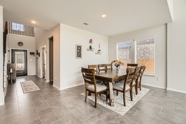 658 Cherrystone Loop, House other with 4 bedrooms, 3 bathrooms and 4 parking in Buda TX | Image 4