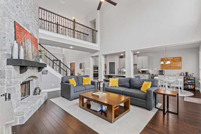 400 E Paddock, House other with 4 bedrooms, 4 bathrooms and null parking in Willow Park TX | Image 8
