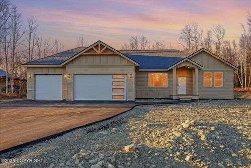 7284 N Paw St, Wasilla, AK, 99654-9111 | Card Image