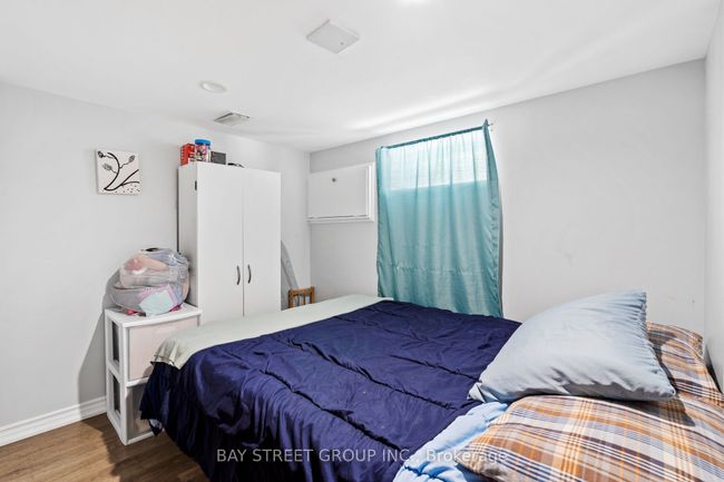 8 Lily St, House other with 4 bedrooms, 2 bathrooms and 3 parking in Saint Catharines ON | Image 12