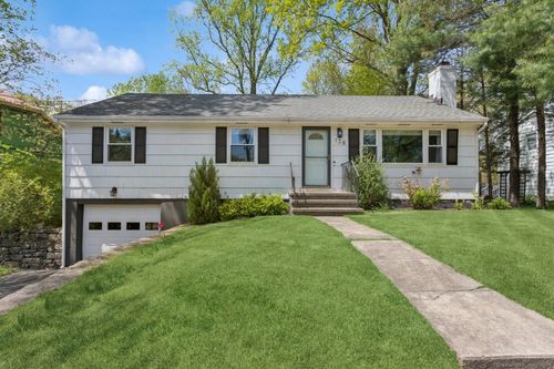 128 West Ave, Darien, CT, 06820-4308 | Card Image