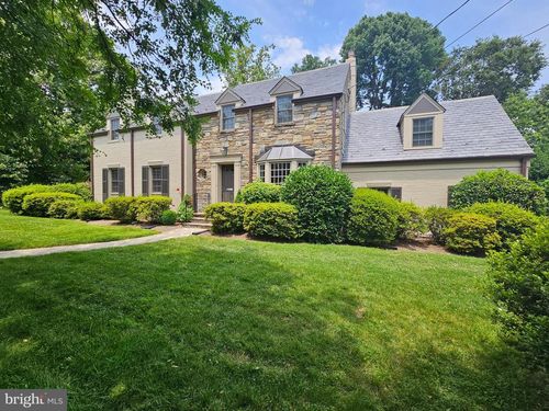 3819 Woodbine St, CHEVY CHASE, MD, 20815-4958 | Card Image