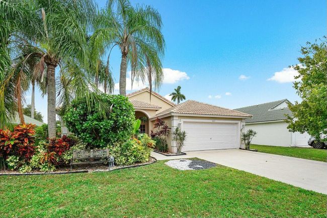 1643 Oak Berry Cir, House other with 3 bedrooms, 2 bathrooms and null parking in Wellington FL | Image 26