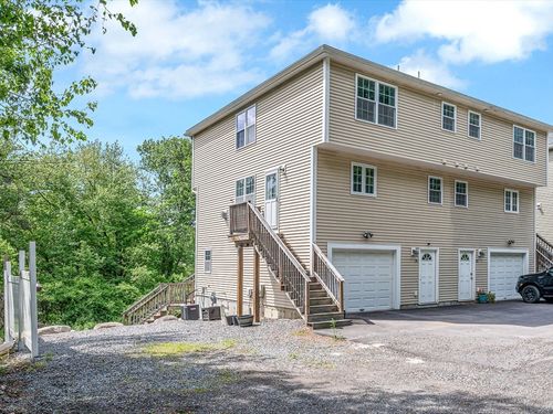 18-18 Bartlett Ave, Chelmsford, MA, 01824-2938 | Card Image