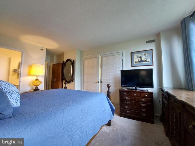 APT-1104 - 1808 Old Meadow Rd, Condo with 2 bedrooms, 2 bathrooms and null parking in MCLEAN VA | Image 13