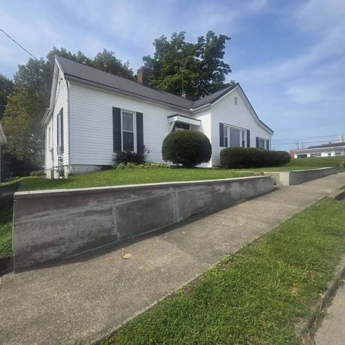 206 Richmond Street, Lancaster, KY, 40444 | Card Image
