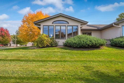 749 Pondhurst Cir, AMERY, WI, 54001-9605 | Card Image