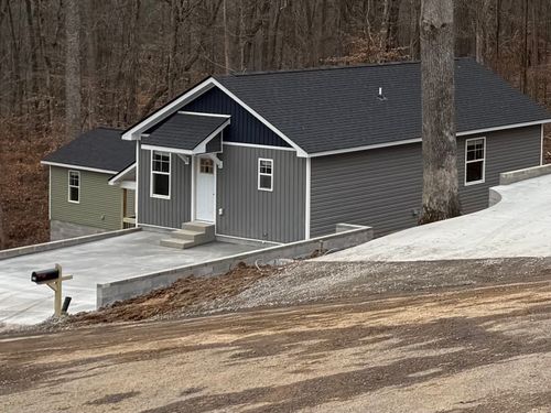 506 Lakeshore Dr, Dover, TN, 37058 | Card Image