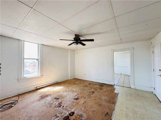 Apt 1 large living room | Image 10