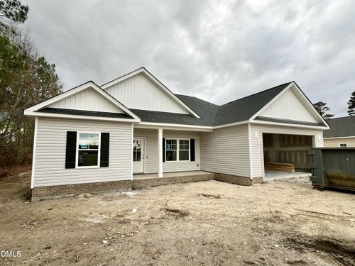 711 Polly Watson Rd, Fremont, NC, 27830-9002 | Card Image