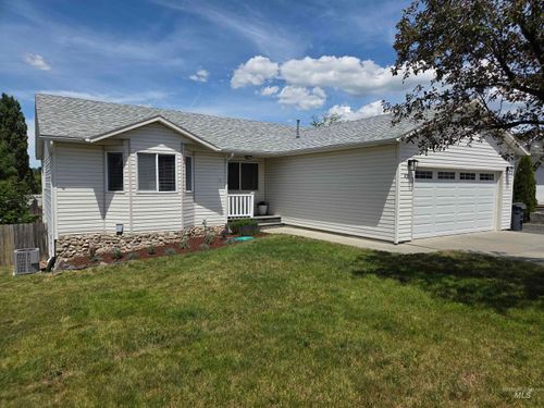 410 Gambels Ln, Moscow, ID, 83843-8213 | Card Image