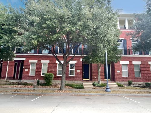 8242 Library St, Frisco, TX, 75034-4951 | Card Image