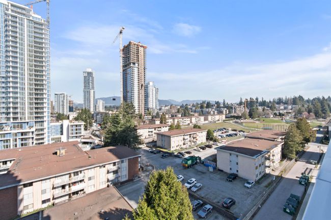 901 - 657 Whiting Way, Condo with 1 bedrooms, 1 bathrooms and 1 parking in Coquitlam BC | Image 8
