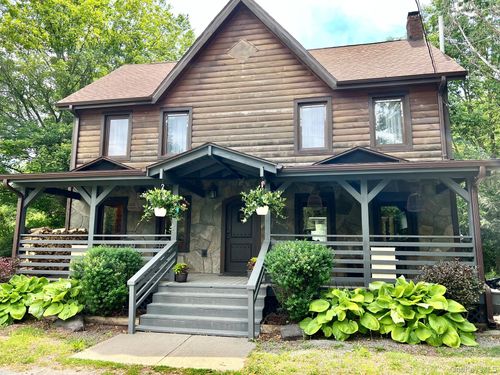 7857 Main St, Hunter, NY, 12442-5052 | Card Image