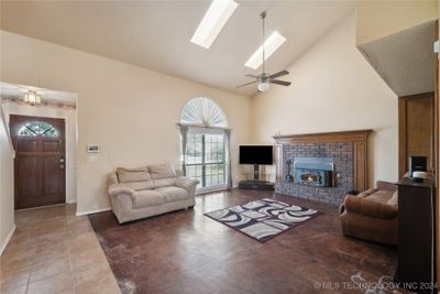 12402 E 83rd Street N, House other with 3 bedrooms, 2 bathrooms and null parking in Owasso OK | Image 3