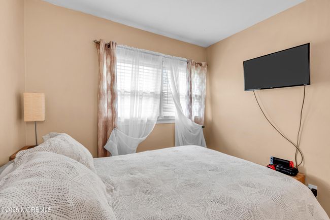 404 Adamston Rd, House other with 3 bedrooms, 2 bathrooms and null parking in Brick NJ | Image 20