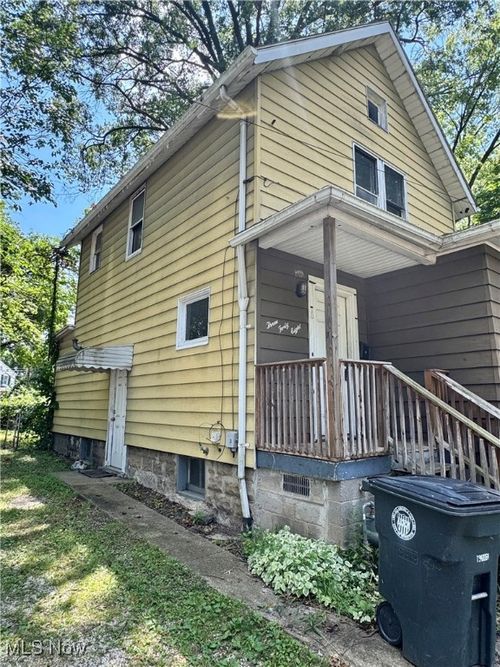 348 Jewell Dr, Akron, OH, 44311-2156 | Card Image