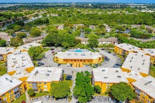 apt-9-3b-4334 Nw 9th Ave, Deerfield Beach, FL, 33064-1708 | Card Image