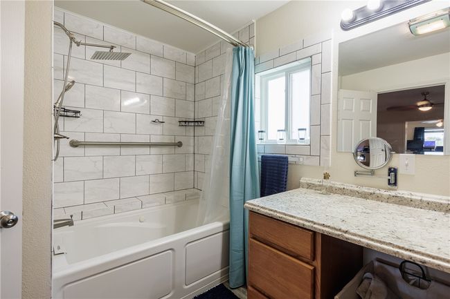 871 State Highway 188, House other with 4 bedrooms, 2 bathrooms and 4 parking in Aransas Pass TX | Image 28