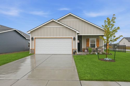 337 N Woodstone St, Derby, KS, 67037-7814 | Card Image