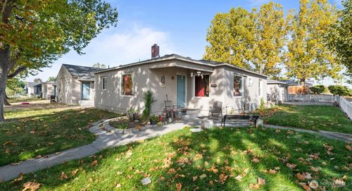 1311 W Shoshone St, Pasco, WA, 99301-5069 | Card Image