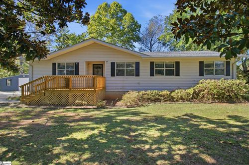100 Ripplelake Drive, Easley, SC, 29640 | Card Image