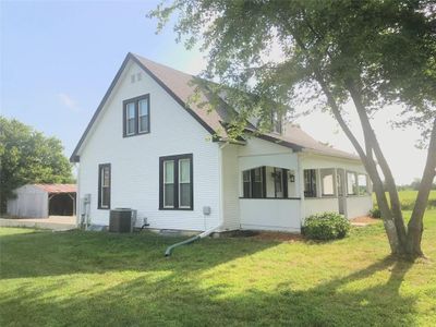 225 Se 200 Road, House other with 3 bedrooms, 2 bathrooms and null parking in Warrensburg MO | Image 1