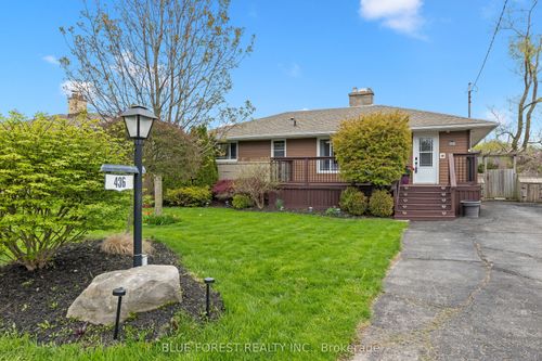 436 Base Line Rd E, London, ON, N6C2P6 | Card Image