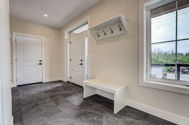 15 Grenville St N, House other with 3 bedrooms, 3 bathrooms and 2 parking in Southampton ON | Image 4