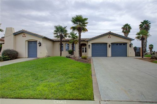 13045 Ridgewood Way, Chowchilla, CA, 93610-8031 | Card Image