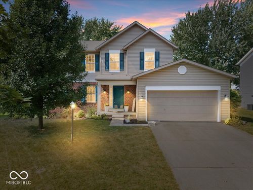 18733 Hewes Ct, Noblesville, IN, 46062-8184 | Card Image