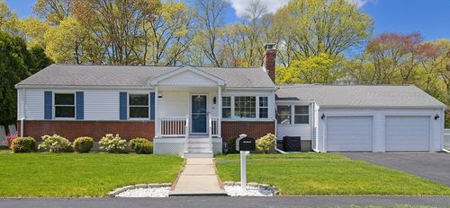 31 Brierwood Rd, Braintree, MA, 02184-3807 | Card Image