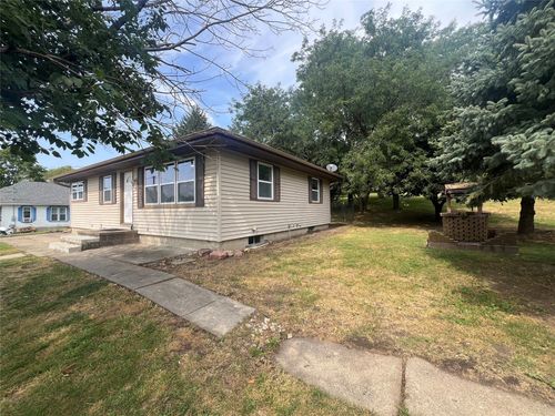 100 South St, Searsboro, IA, 50242-7519 | Card Image