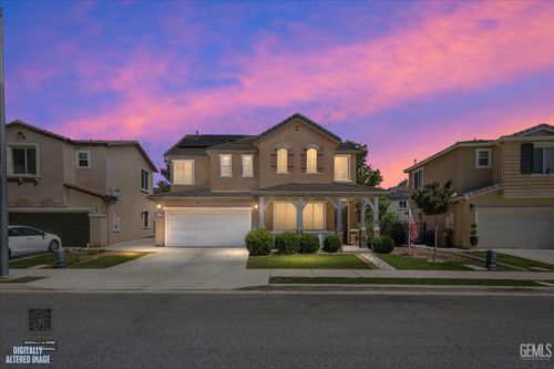 11206 Baltra Way, Bakersfield, CA, 93306-7424 | Card Image