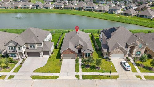 77 Carmel Dr, Manvel, TX, 77578-3388 | Card Image