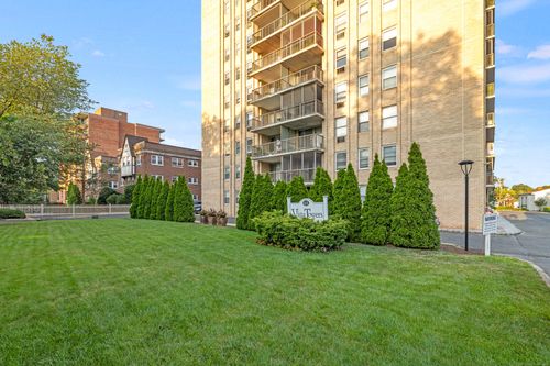 apt-10g-65 Glenbrook Rd, Stamford, CT, 06902-2962 | Card Image
