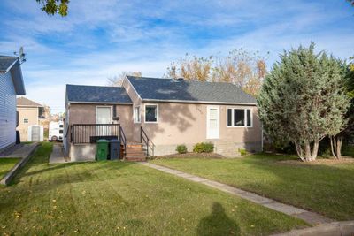 3908 45a St, House detached with 3 bedrooms, 2 bathrooms and 4 parking in Ponoka AB | Image 1