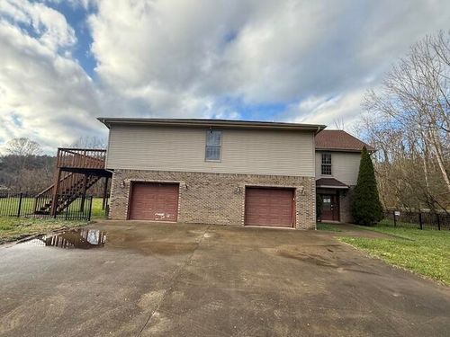 32 Garrett St, Dayhoit, KY, 40824-6504 | Card Image