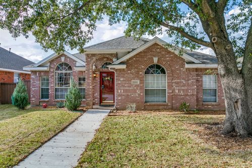 1051 Summit Park, Lewisville, TX, 75077-2928 | Card Image