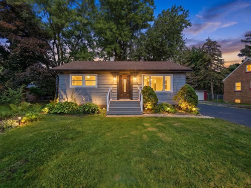 5905 Lee Ave, Downers Grove, IL, 60516-1734 | Card Image