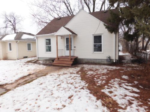 2607 Girard Ave N, Minneapolis, MN, 55411-2017 | Card Image
