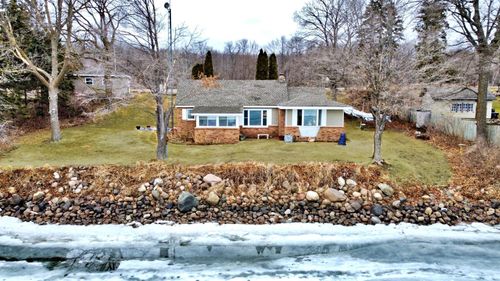 44461 Conifer St, Aitkin, MN, 56431-4886 | Card Image