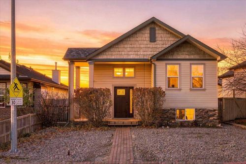 3 Cimarron Meadows Bay, Okotoks, AB, T1S2E4 | Card Image
