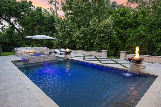 E - 22 E Shady Ln, House other with 5 bedrooms, 5 bathrooms and 3 parking in Houston TX | Image 45