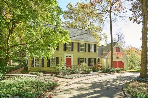 511 W Fairlawn Blvd, Akron, OH, 44313-4594 | Card Image