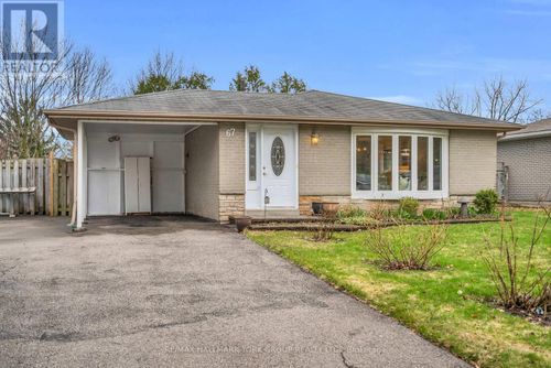 67 Devins Dr, Aurora, ON, L4G2Z5 | Card Image