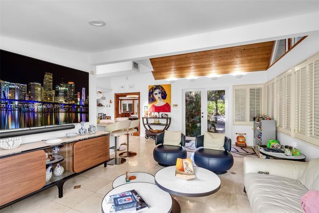 3613 Royal Palm Ave, House other with 4 bedrooms, 5 bathrooms and null parking in Miami FL | Image 17