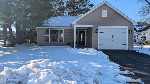 11 Twyford Ln, Manchester, NJ, 08759-6716 | Card Image